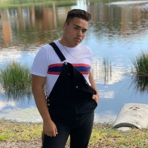 Meet your Posher, Jonathan